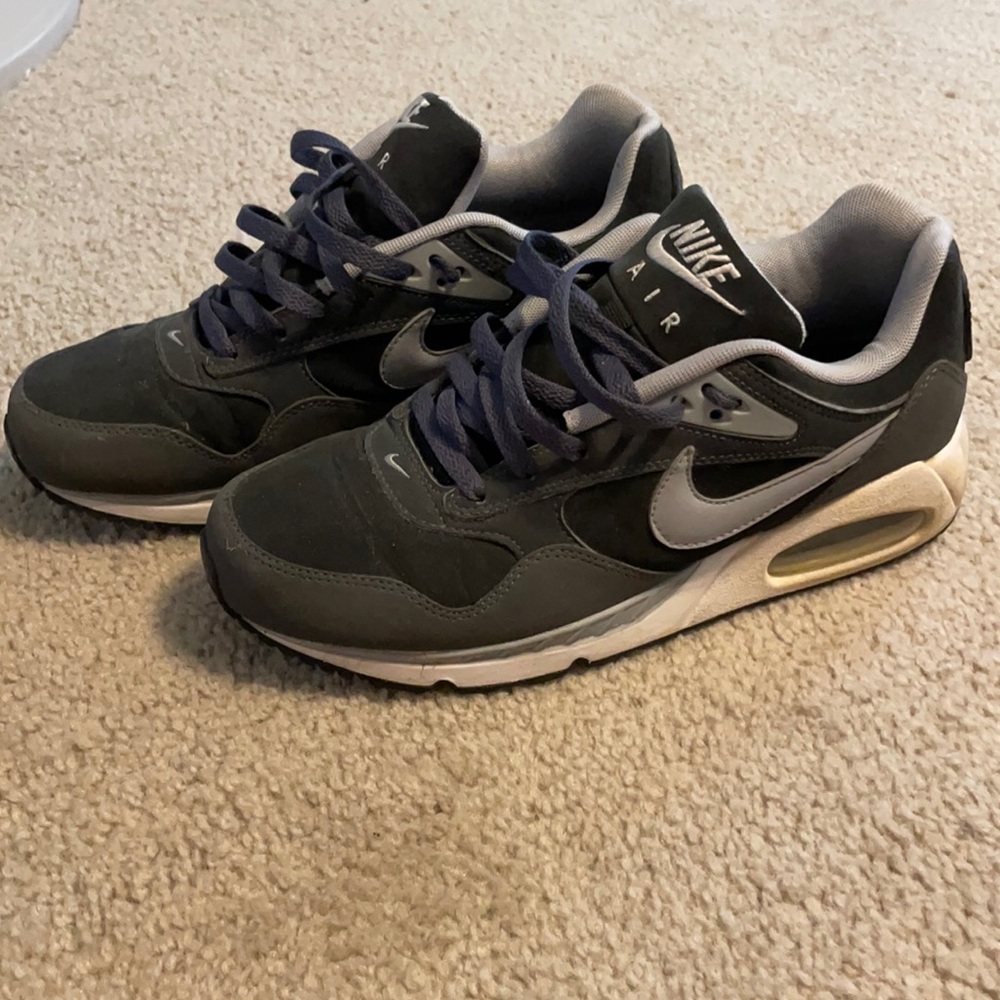 Men’s Nike Air - Size 8.5
